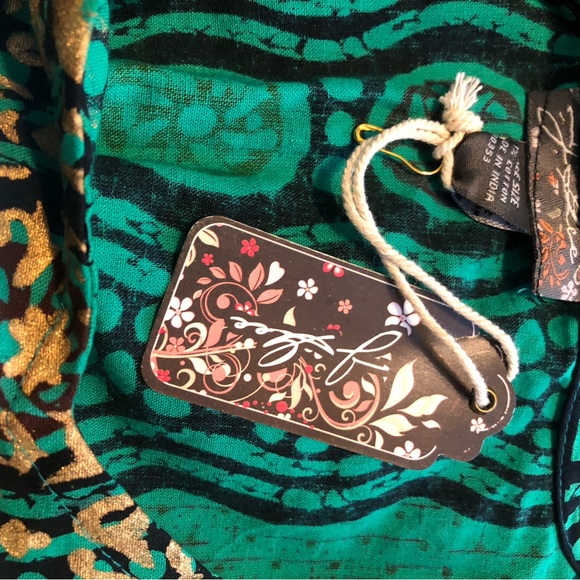 J.Gee Exotic Caftan From India Green and Gold New With Tags - Picture 5 of 6